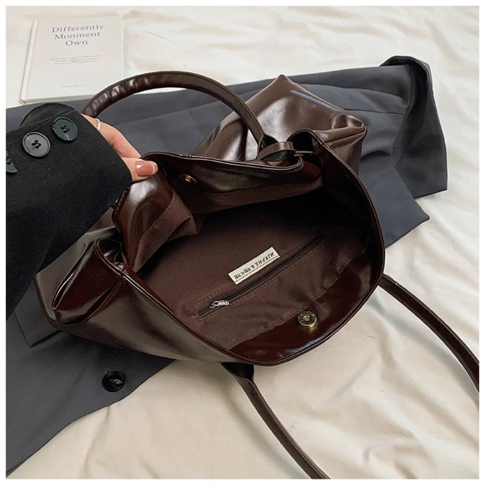 Sac hobo en cuir PU vintage, grand sac à main souple avec poignée, idéal pour le travail, le shopping et les voyages.