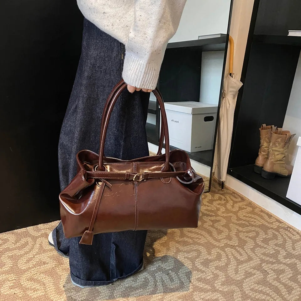 Sac hobo en cuir PU vintage, grand sac à main souple avec poignée, idéal pour le travail, le shopping et les voyages.