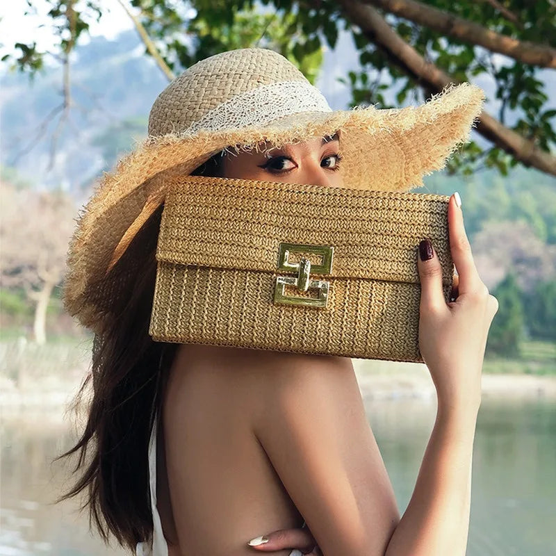Pochette Femme Tressée – Élégante, Légère et Idéale pour les Soirées, Vacances et le Quotidien